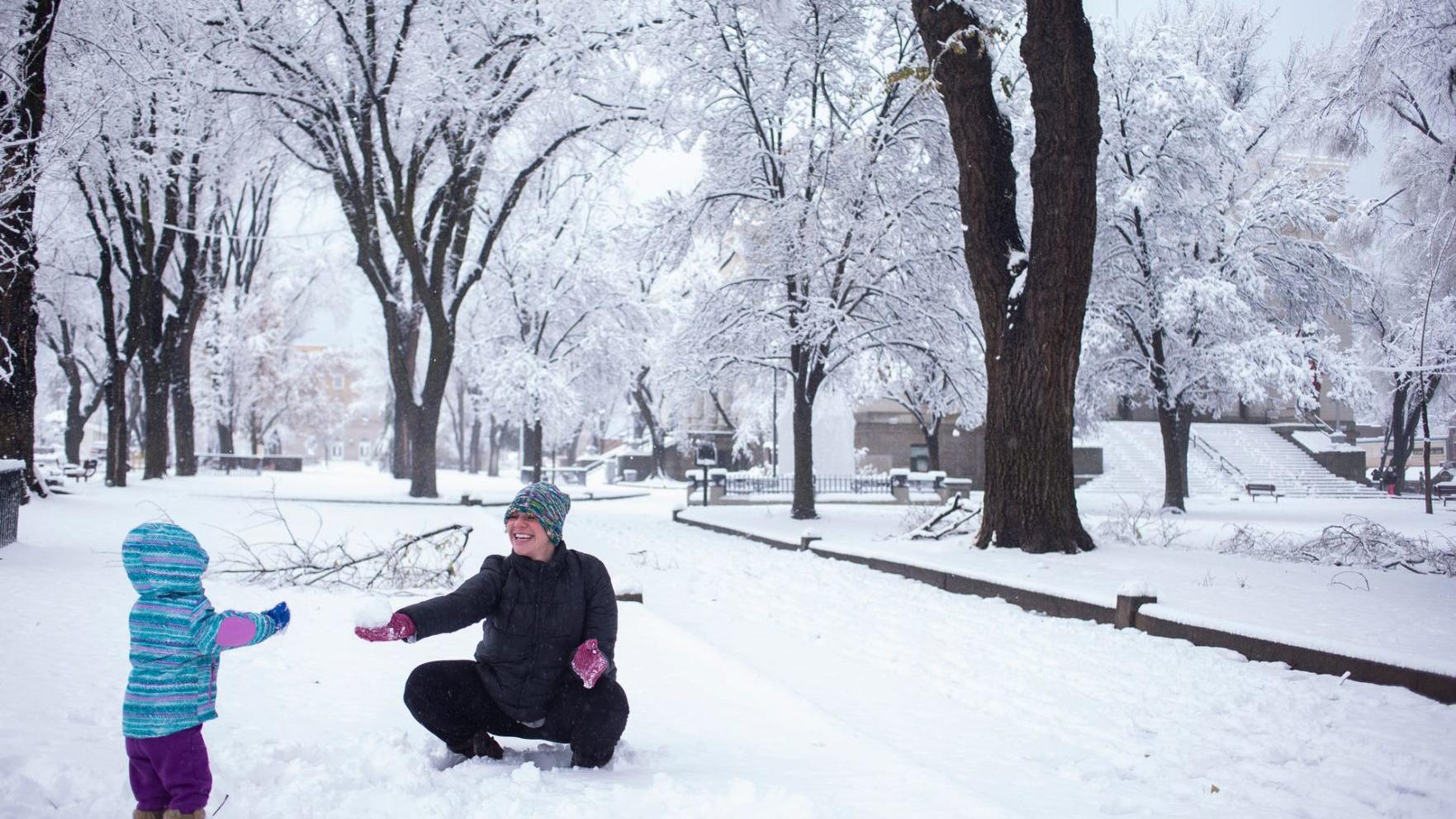 Storm brings mountain snow and more than an inch of rain to Tucson areas